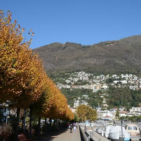 Traumwohnung Seesicht, Balkon Lägenhet *